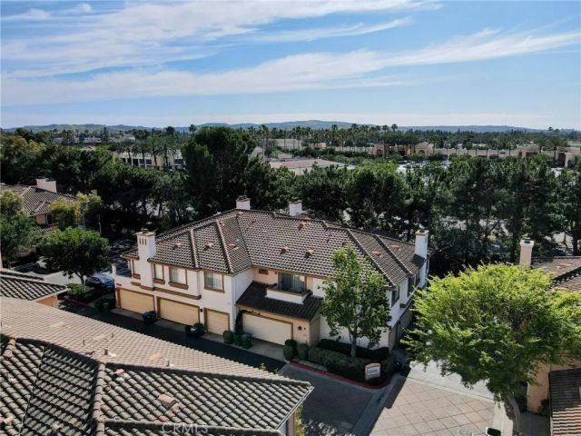 902 Solvay Aisle, Irvine, CA 92606