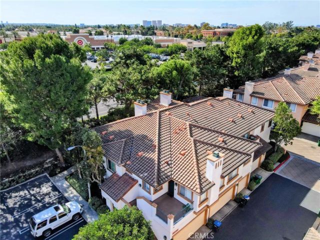 902 Solvay Aisle, Irvine, CA 92606