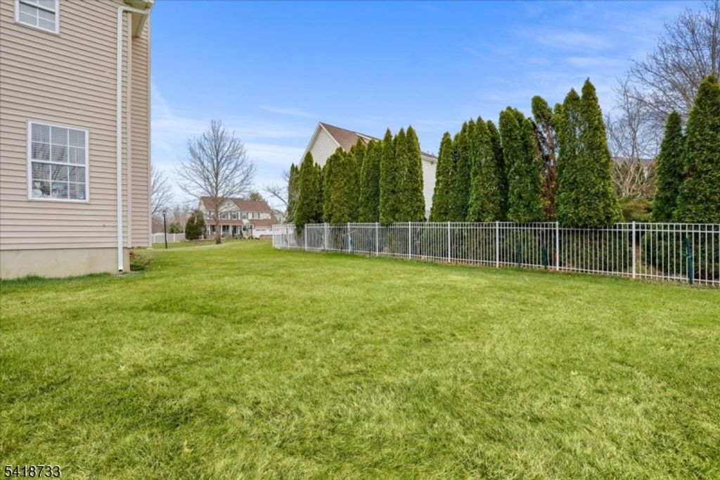 Image 29 of property listing at 34 Gate Ln, Old Bridge Twp., NJ 08857