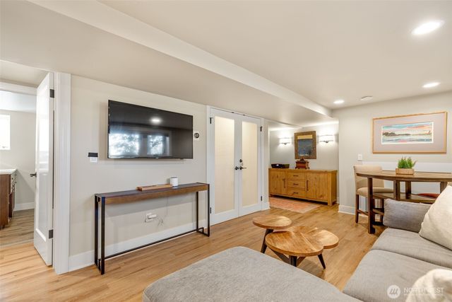 803 W Armour Street, Seattle, WA 98119