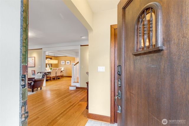 803 W Armour Street, Seattle, WA 98119