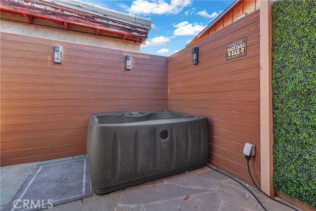 4610 Leonis, Commerce, CA 90040