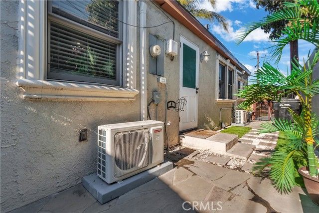 4610 Leonis, Commerce, CA 90040