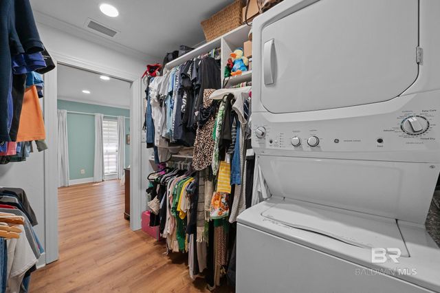 409 Santa Rosa Avenue, Daphne, AL 36526