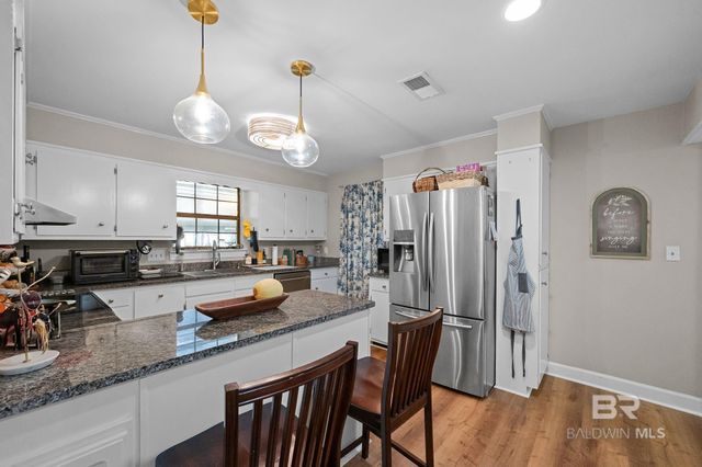 409 Santa Rosa Avenue, Daphne, AL 36526