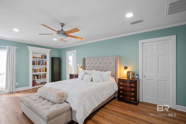 409 Santa Rosa Avenue, Daphne, AL 36526