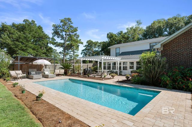 409 Santa Rosa Avenue, Daphne, AL 36526