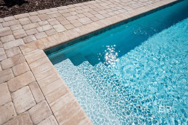 409 Santa Rosa Avenue, Daphne, AL 36526