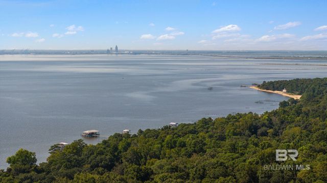 409 Santa Rosa Avenue, Daphne, AL 36526