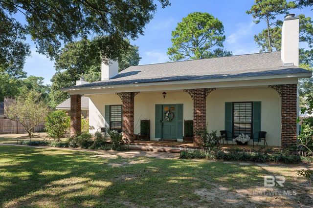 409 Santa Rosa Avenue, Daphne, AL 36526