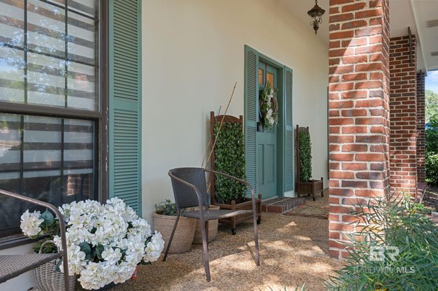 409 Santa Rosa Avenue, Daphne, AL 36526