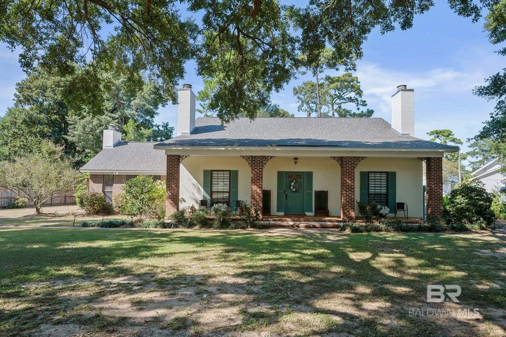 409 Santa Rosa Avenue, Daphne, AL 36526