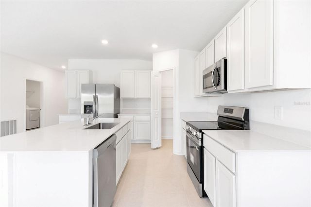 4821 KATRINA DRIVE, Haines City, FL 33844