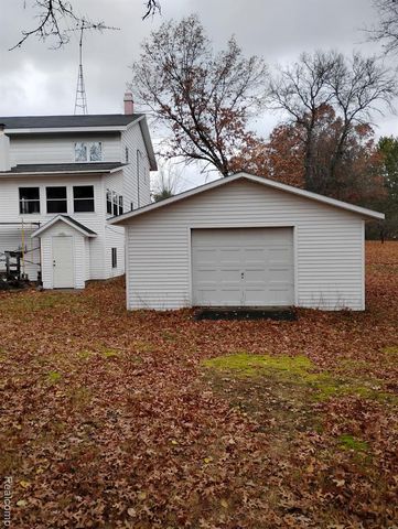 10302 S Grayling Road, Roscommon, MI 48653