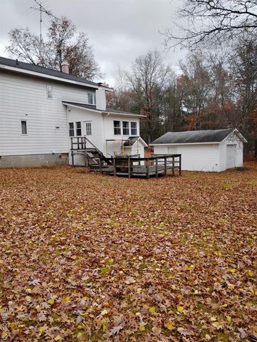 10302 S Grayling Road, Roscommon, MI 48653