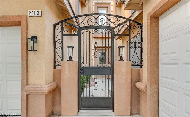 8103 Villa Cano Street, Las Vegas, NV 89131