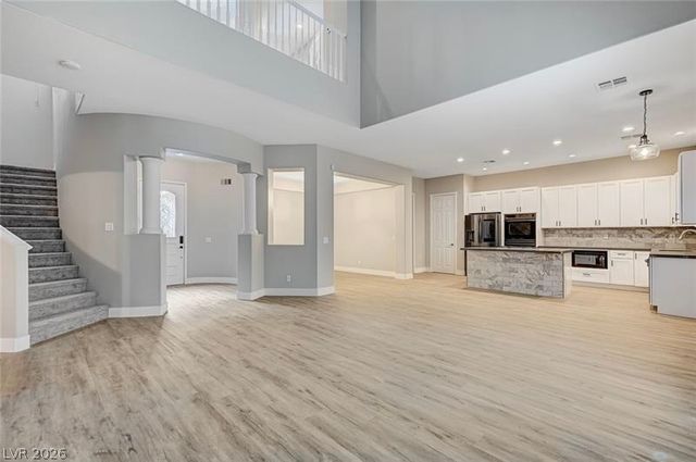 8103 Villa Cano Street, Las Vegas, NV 89131