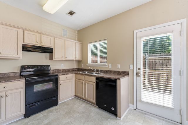105 4th Ave Apt 503, Murfreesboro, TN 37130