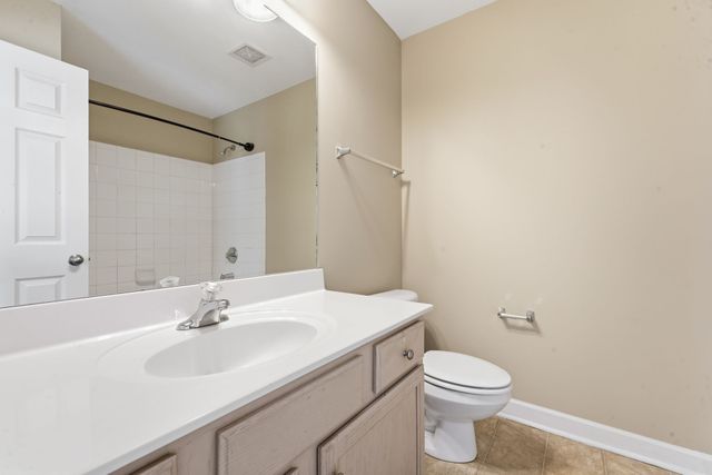 105 4th Ave Apt 503, Murfreesboro, TN 37130