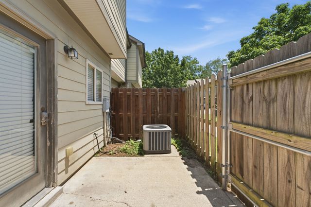 105 4th Ave Apt 503, Murfreesboro, TN 37130