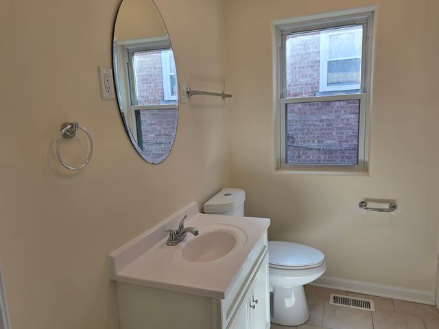 10937 S Artesian Avenue, Chicago, IL 60655