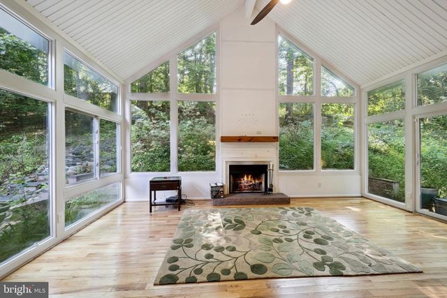 8535 ACOUSTIC LN, Port Tobacco, MD 20677