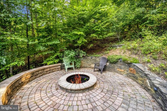 8535 ACOUSTIC LN, Port Tobacco, MD 20677