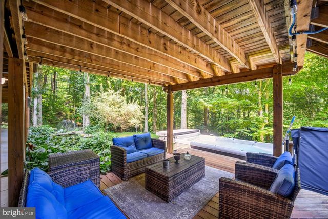 8535 ACOUSTIC LN, Port Tobacco, MD 20677