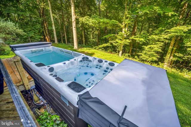 8535 ACOUSTIC LN, Port Tobacco, MD 20677