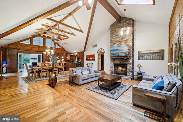 8535 ACOUSTIC LN, Port Tobacco, MD 20677