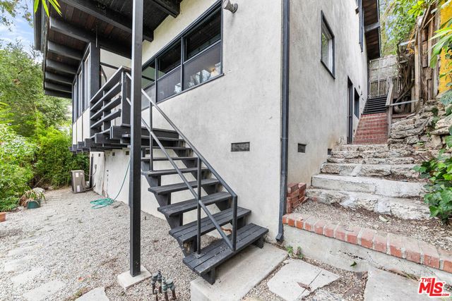 3147 Waverly Drive, Los Angeles, CA 90027
