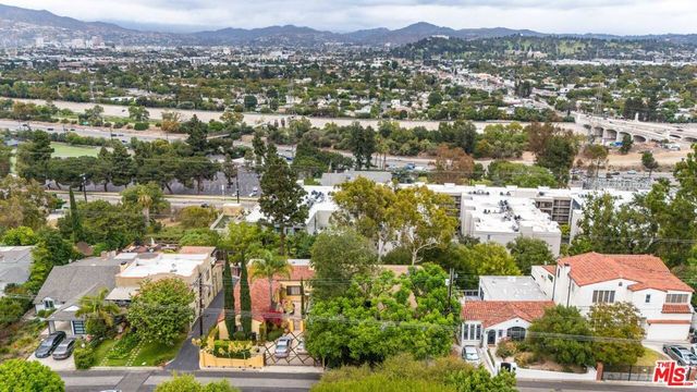 3147 Waverly Drive, Los Angeles, CA 90027