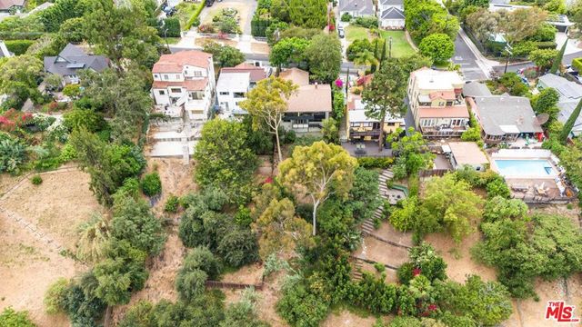 3147 Waverly Drive, Los Angeles, CA 90027