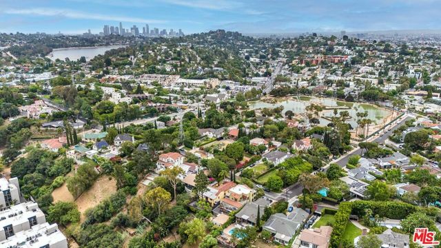 3147 Waverly Drive, Los Angeles, CA 90027