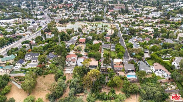 3147 Waverly Drive, Los Angeles, CA 90027