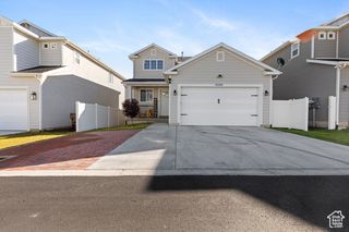 4694 E LAKE CORNER DR, Eagle Mountain, UT 84005