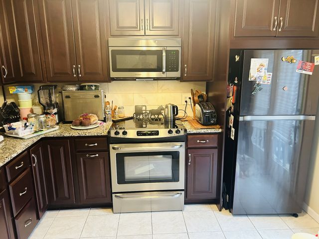 302 Autumn Chase Dr, Nashville, TN 37214