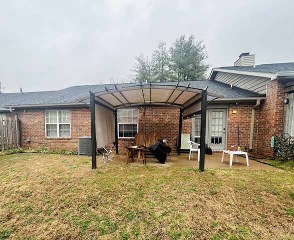 302 Autumn Chase Dr, Nashville, TN 37214