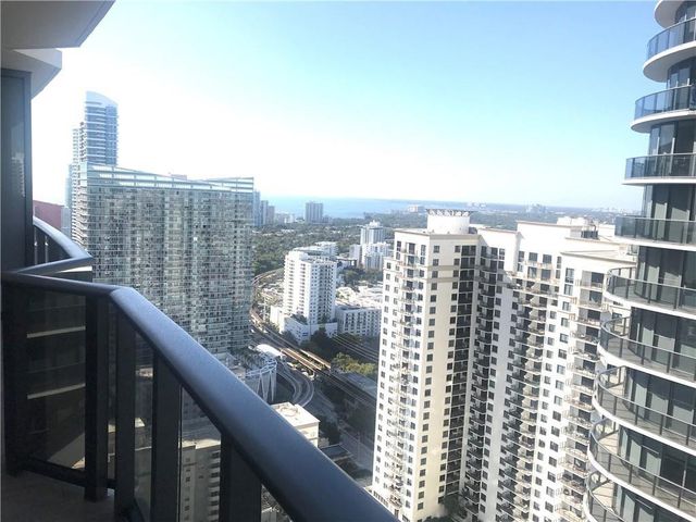 45 SW 9th Street 3707, Miami, FL 33130