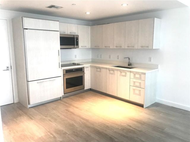 45 SW 9th Street 3707, Miami, FL 33130