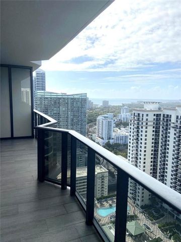 45 SW 9th Street 3707, Miami, FL 33130
