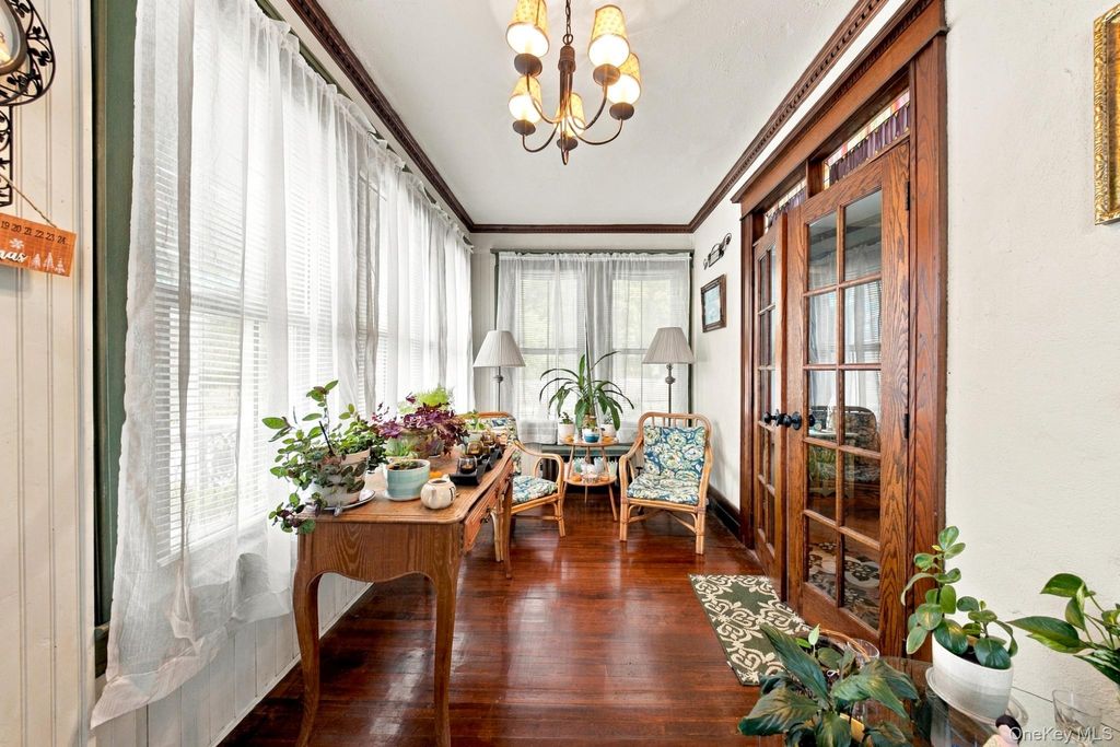 8401 104th Street, Richmond Hill, NY 11418 — photo 3
