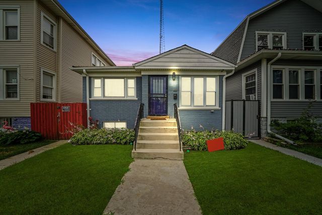 4943 W Melrose Street, Chicago, IL 60641