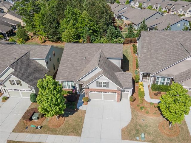 245 Spruce Pine Circle, Peachtree City, GA 30269
