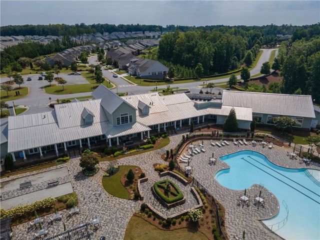 245 Spruce Pine Circle, Peachtree City, GA 30269