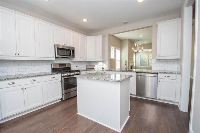 245 Spruce Pine Circle, Peachtree City, GA 30269