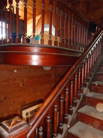 506 S 3rd Street, Grandview, TX 76050