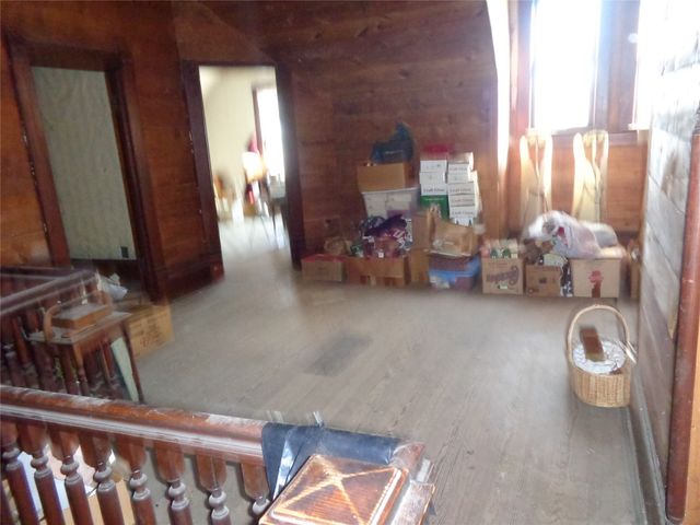 506 S 3rd Street, Grandview, TX 76050