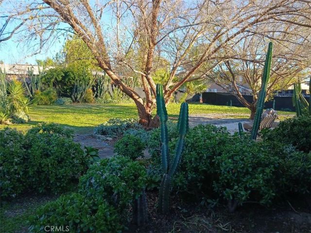 2111 Orange St, Highland, CA 92346