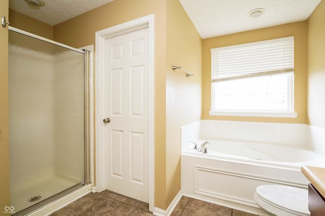 2146 Rosswood Boulevard, Indianapolis, IN 46229